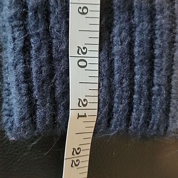 Universal Thread striped pullover crewneck sweater Size M - Picture 9 of 9